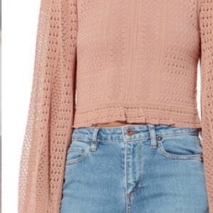 Ronny Kobo Pink crochet cropped long sleeve top #crochet #feminine
Size XS